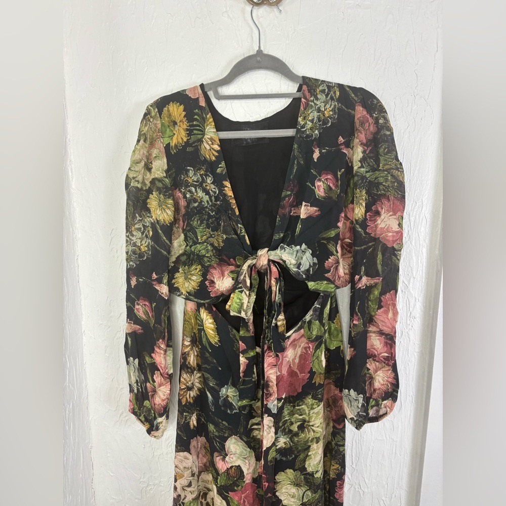 Reformation Floral tie front/ v-neck wide leg jumpsuit Black Size 4 - Picture 5 of 12